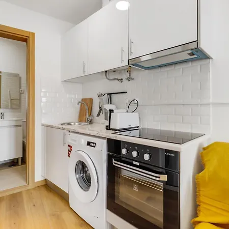 1br Cosy Heart Of Santos W Ac | By Airnest * Lisbon