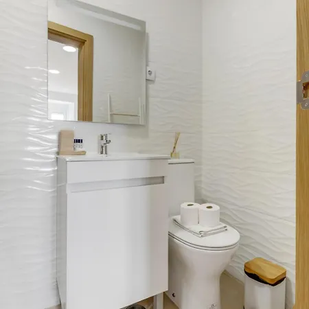 1br Cosy Heart Of Santos W Ac | By Airnest Lizbona