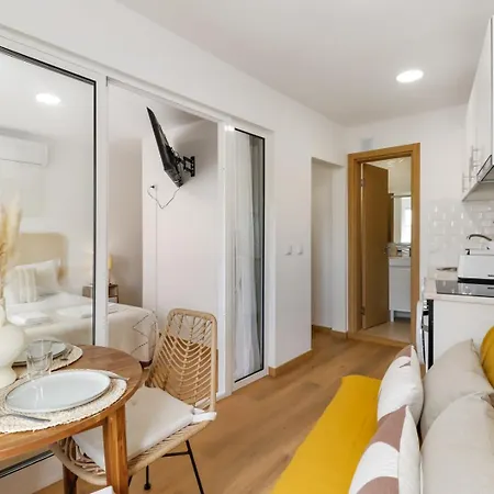 1br Cosy Heart Of Santos W Ac | By Airnest *