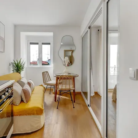 1br Cosy Heart Of Santos W Ac | By Airnest Apartment Lissabon
